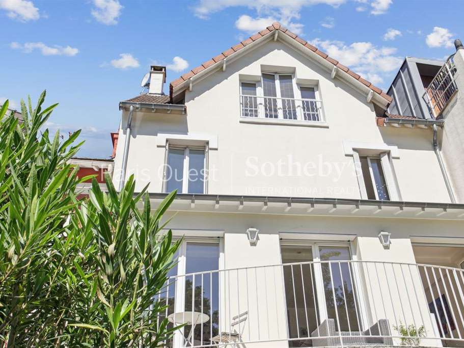 Maison Suresnes