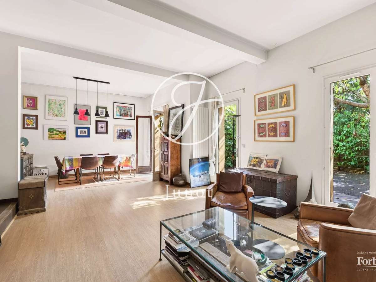 Maison Suresnes