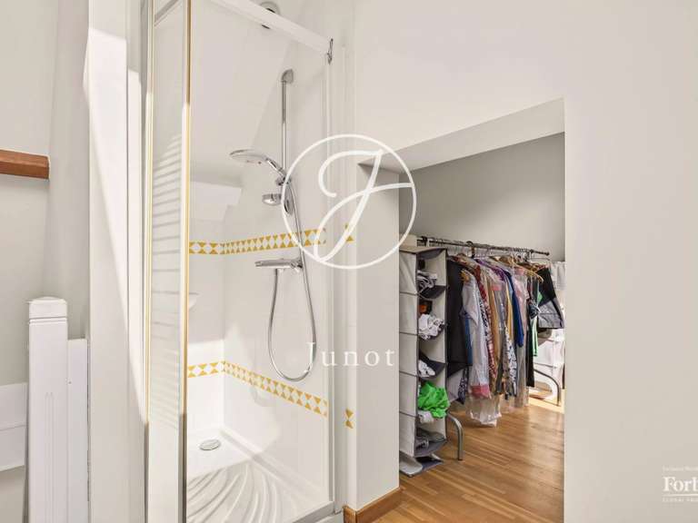 Maison Suresnes - 4 chambres - 260m²