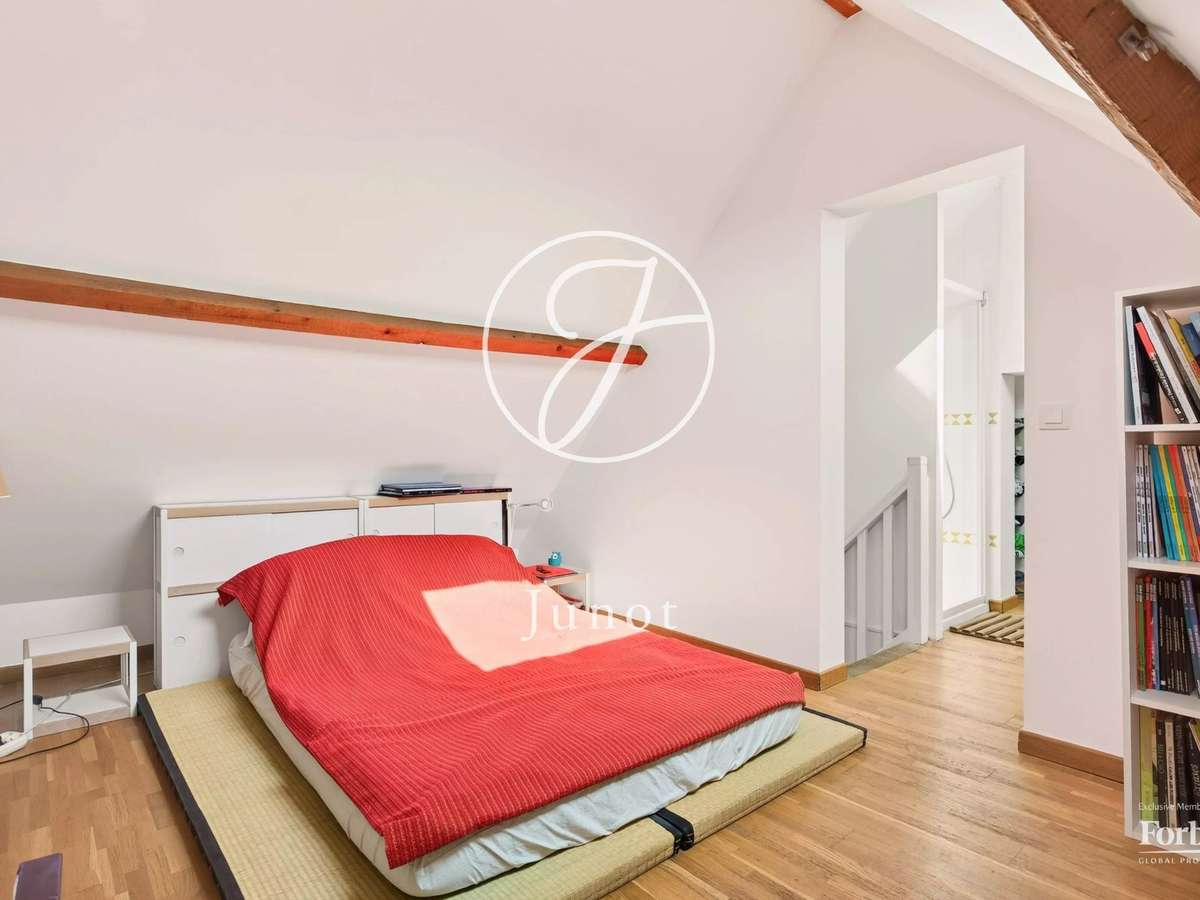 Maison Suresnes