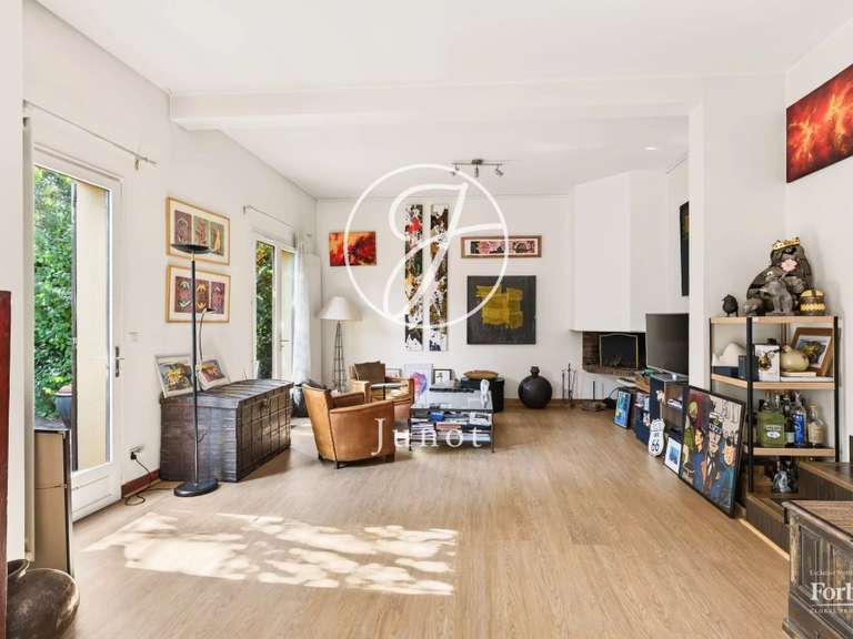Maison Suresnes - 4 chambres - 260m²
