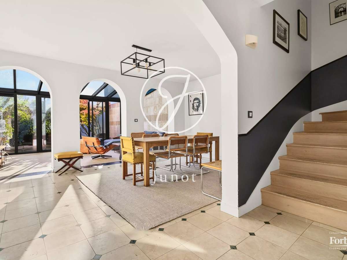 Maison Suresnes