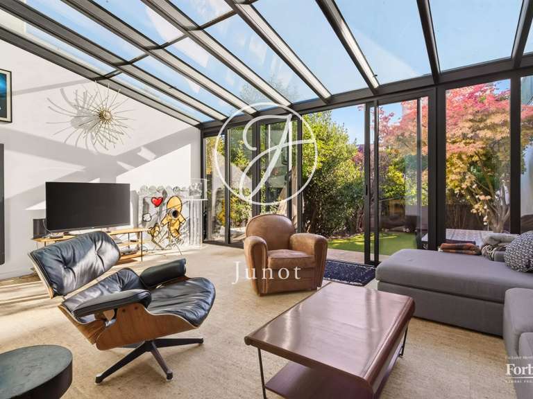 Maison Suresnes - 4 chambres - 210m²