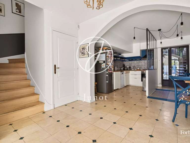 Maison Suresnes - 4 chambres - 210m²