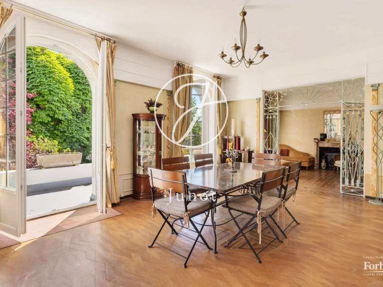 Maison Suresnes - 5 chambres - 498m²
