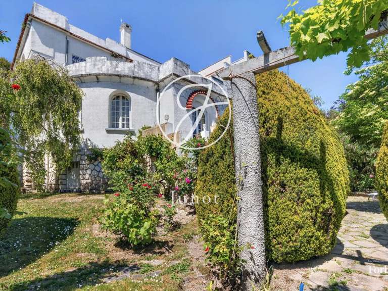 Maison Suresnes - 5 chambres - 498m²