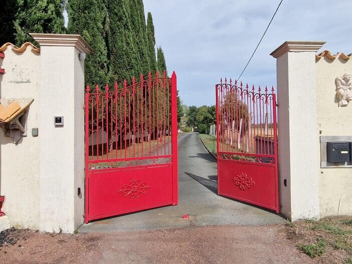 Vente Propriété équestre Surgères - 4 chambres