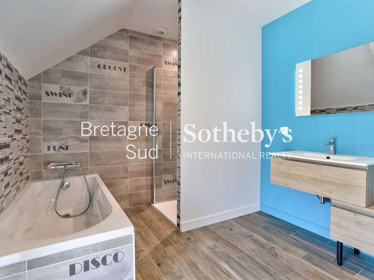 Maison Surzur - 5 chambres - 277m²