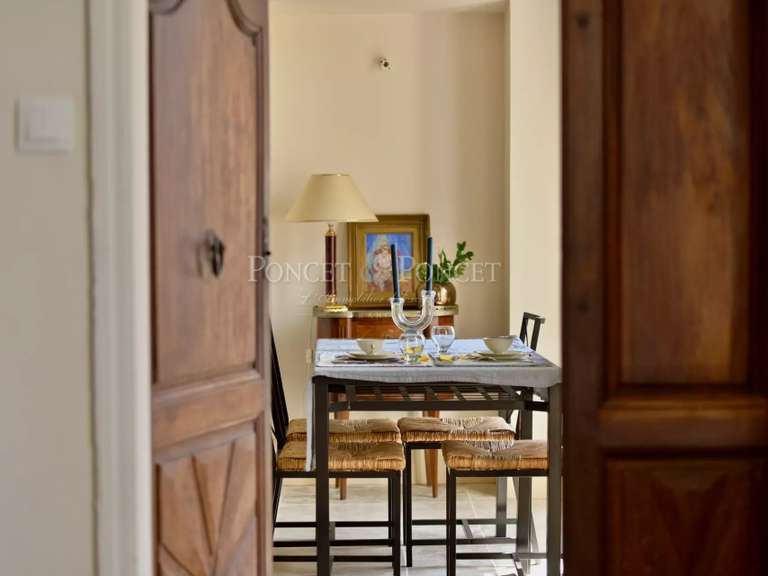 Château Suze-la-Rousse - 9 chambres - 733m²