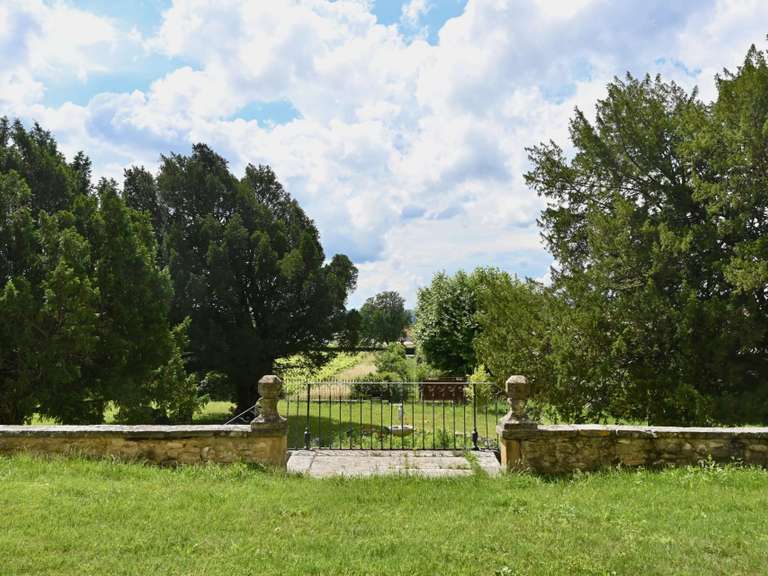 Château Suze-la-Rousse - 6 chambres - 733m²