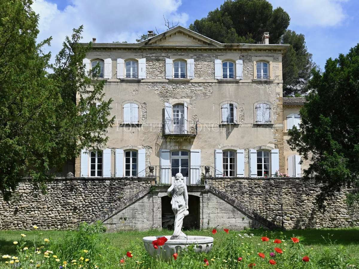 Château Suze-la-Rousse