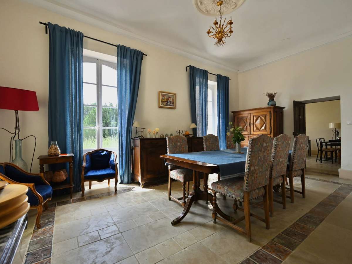 Château Suze-la-Rousse
