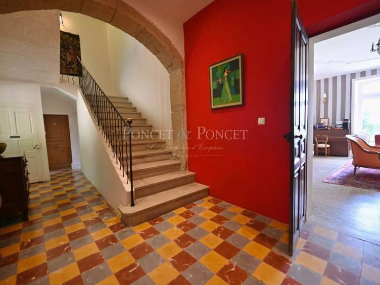 Château Suze-la-Rousse - 9 chambres - 733m²