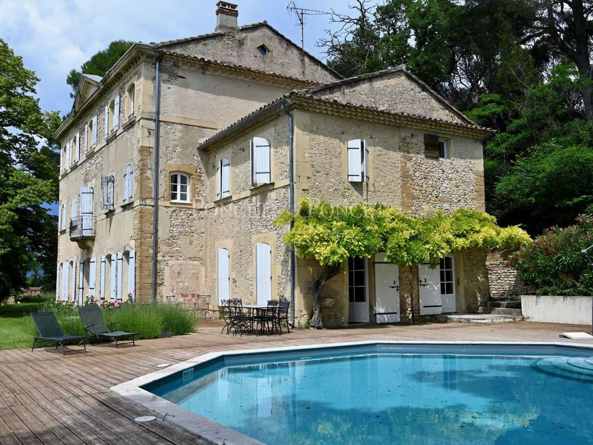 Château Suze-la-Rousse