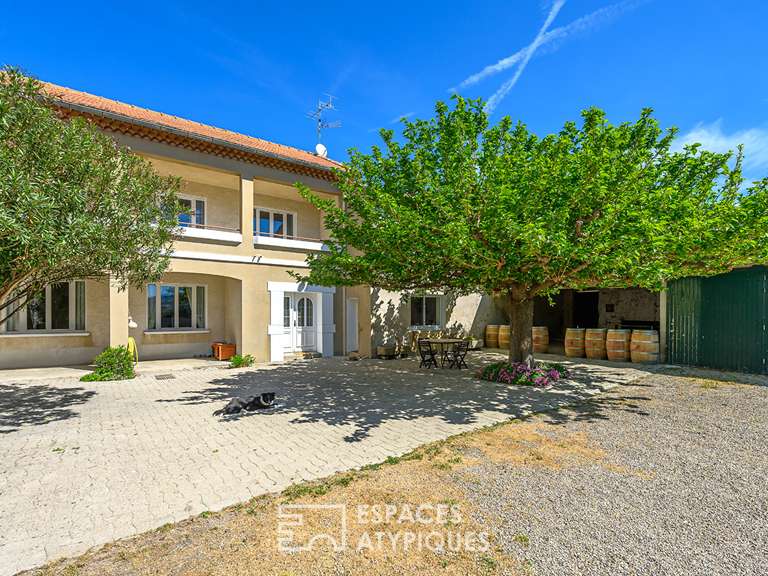 Maison Suze-la-Rousse - 11 chambres - 1000m²