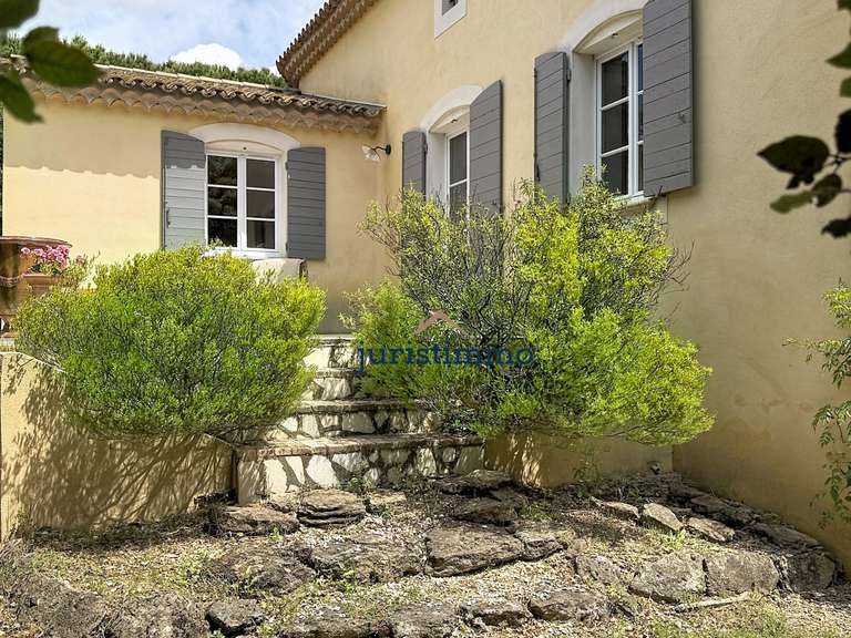 Maison Suze-la-Rousse - 3 chambres - 138m²
