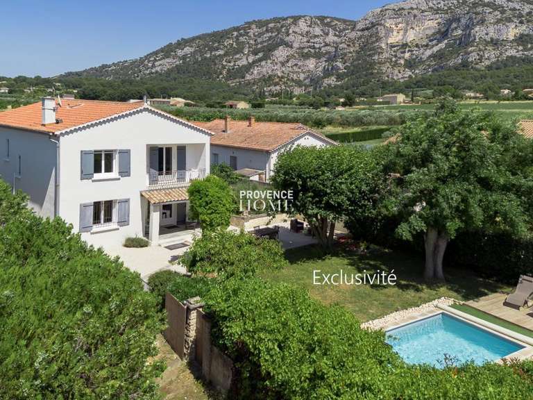 House Taillades - 5 bedrooms - 170m²