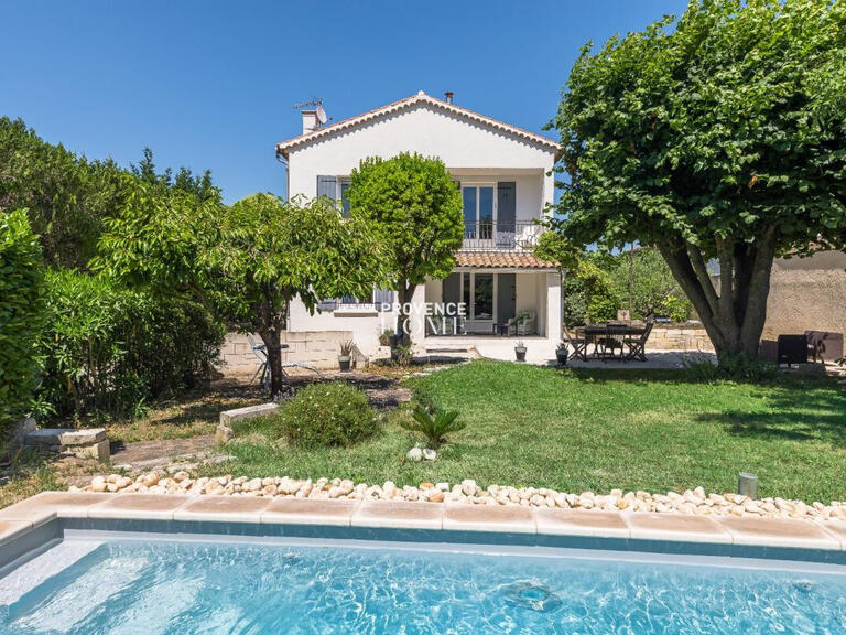 House Taillades - 5 bedrooms - 170m²