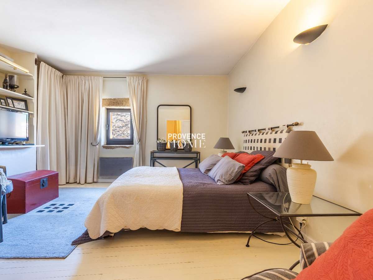 Maison Taillades