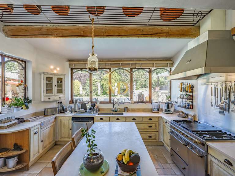 Maison Taillades - 13 chambres - 500m²