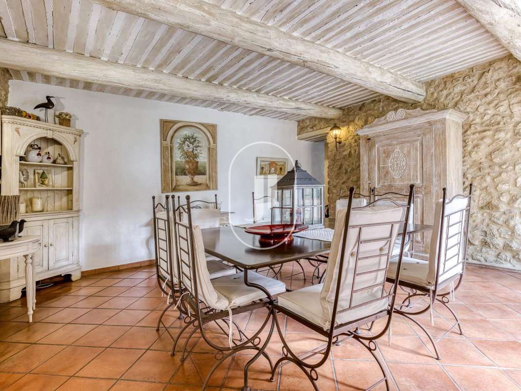 Maison Taillades