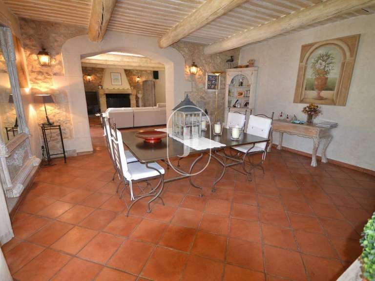 Maison Taillades - 7 chambres - 367m²