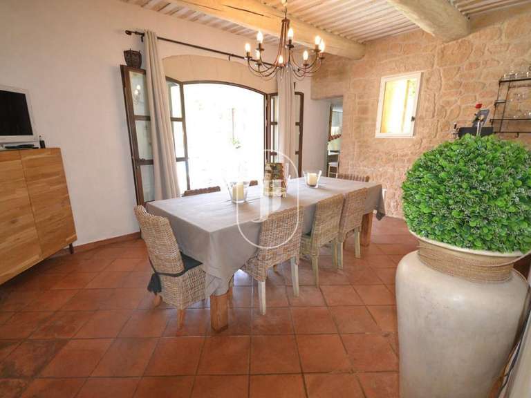 Maison Taillades - 7 chambres - 367m²