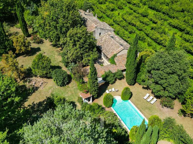 Maison Taillades - 8 chambres - 400m²