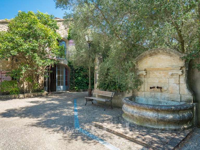 Maison Taillades - 8 chambres - 400m²