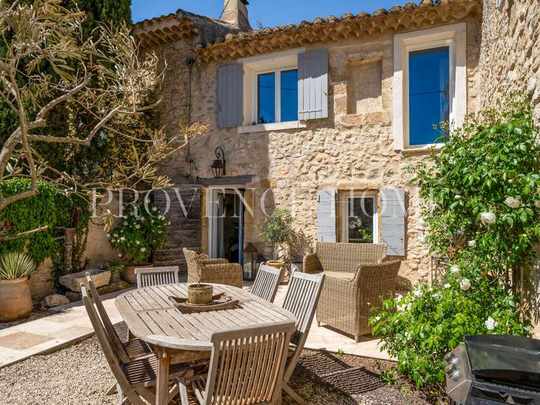 Maison Taillades - 3 chambres - 123m²