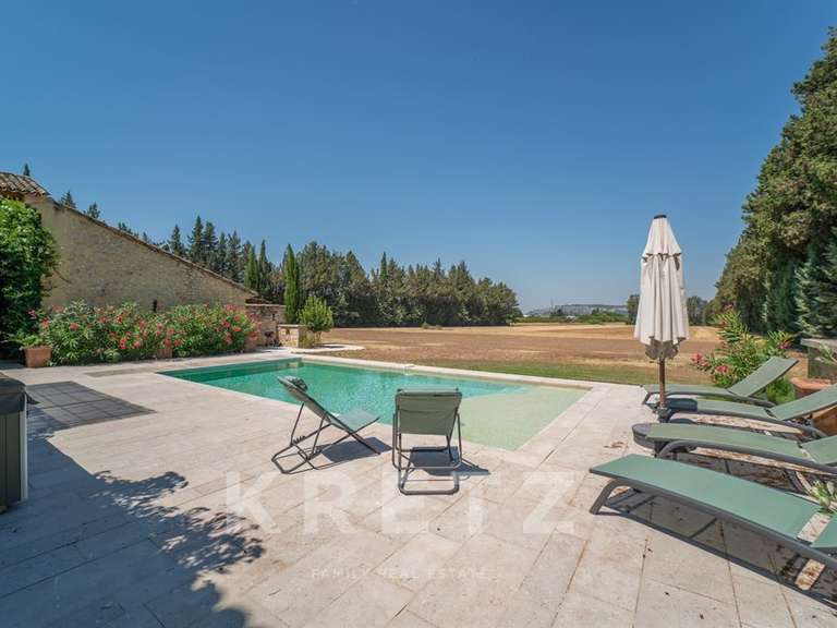 Maison Taillades - 5 chambres - 200m²