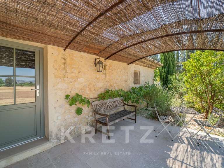 Maison Taillades - 5 chambres - 200m²