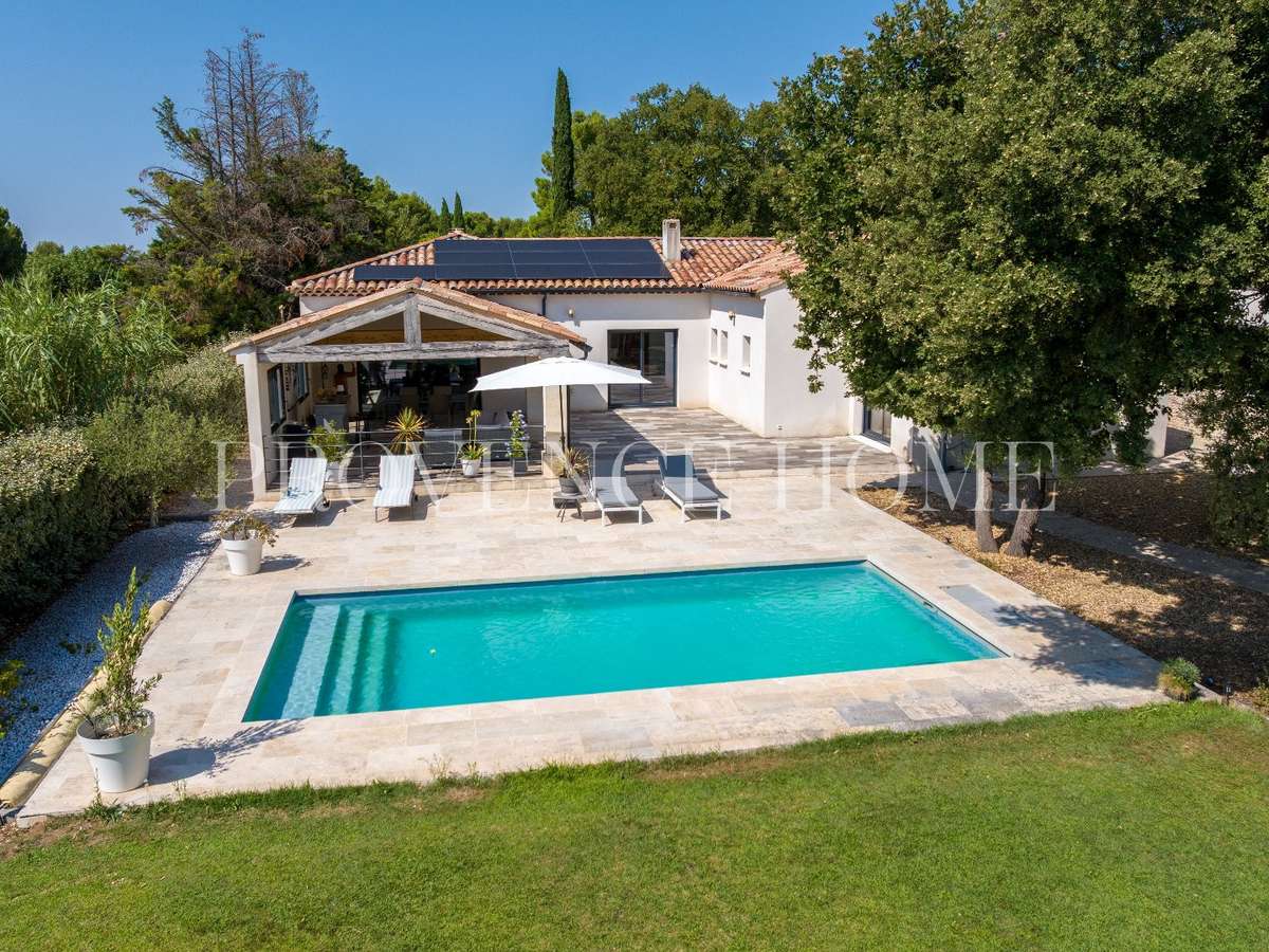 Maison Taillades