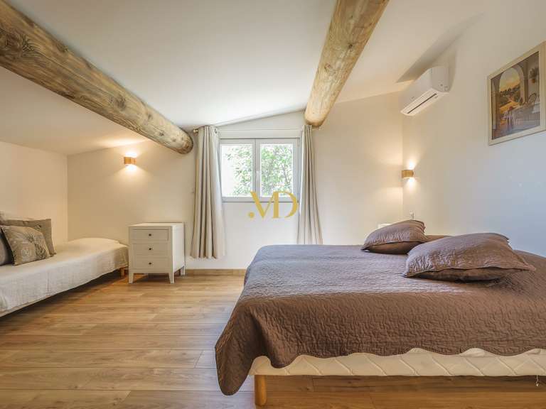 House Taillades - 13 bedrooms - 500m²