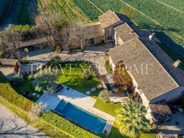 Propriété Taillades - 5 chambres - 360m²