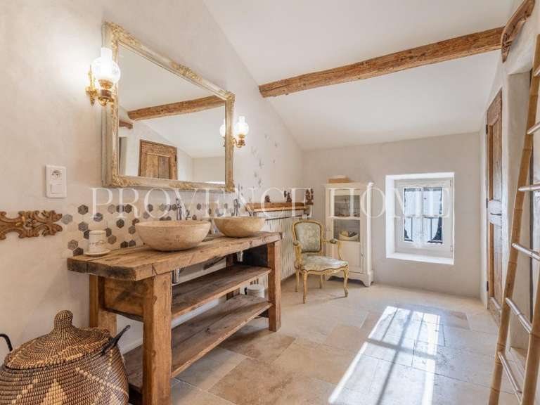 Propriété Taillades - 5 chambres - 360m²
