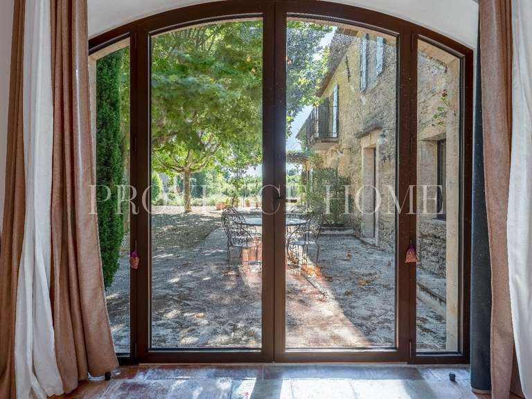 Propriété Taillades - 9 chambres - 350m²
