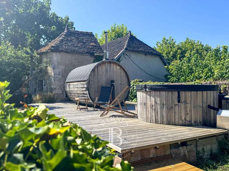Appartement Talissieu - 8 chambres - 535m²