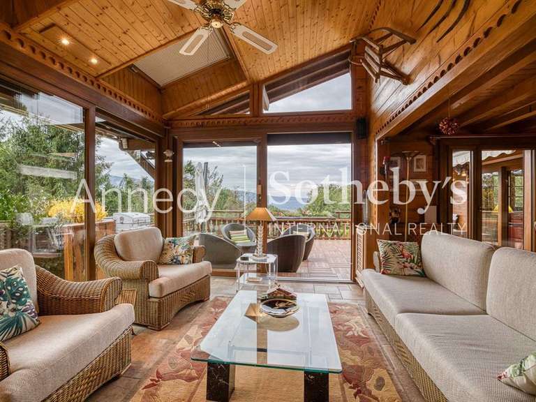 Chalet Talloires-Montmin - 5 chambres - 296m²