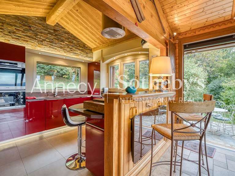 Chalet Talloires-Montmin - 5 chambres - 296m²