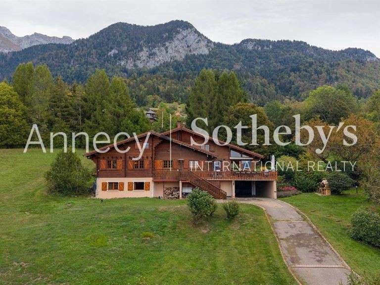 Chalet Talloires-Montmin - 5 chambres - 296m²