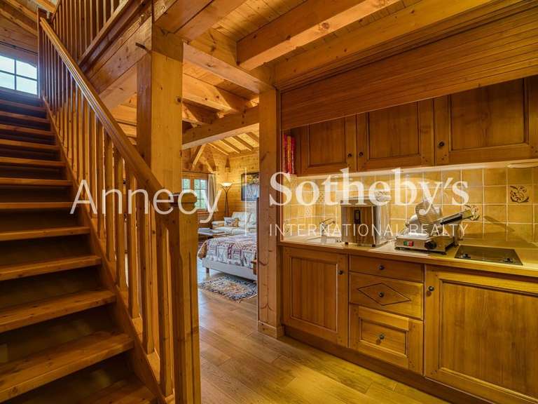 Chalet Talloires-Montmin - 5 chambres - 296m²