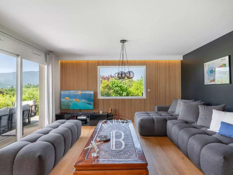 Maison Talloires-Montmin - 4 chambres - 150m²