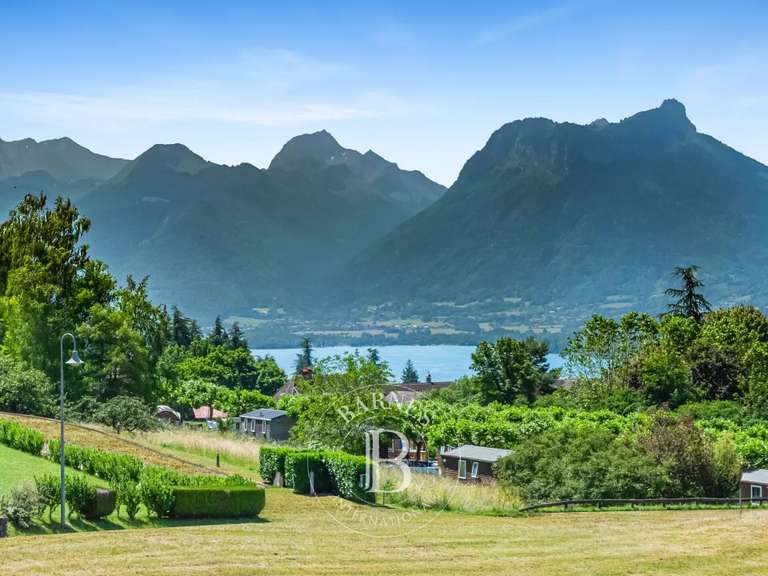 Maison Talloires-Montmin - 4 chambres - 150m²