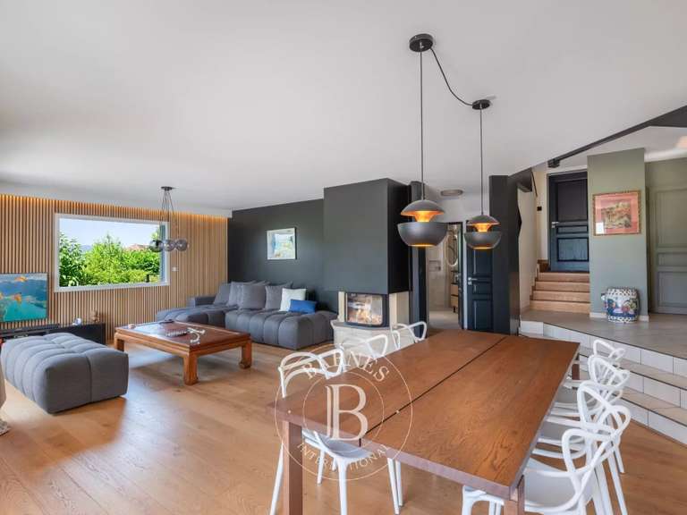 Maison Talloires-Montmin - 4 chambres - 150m²