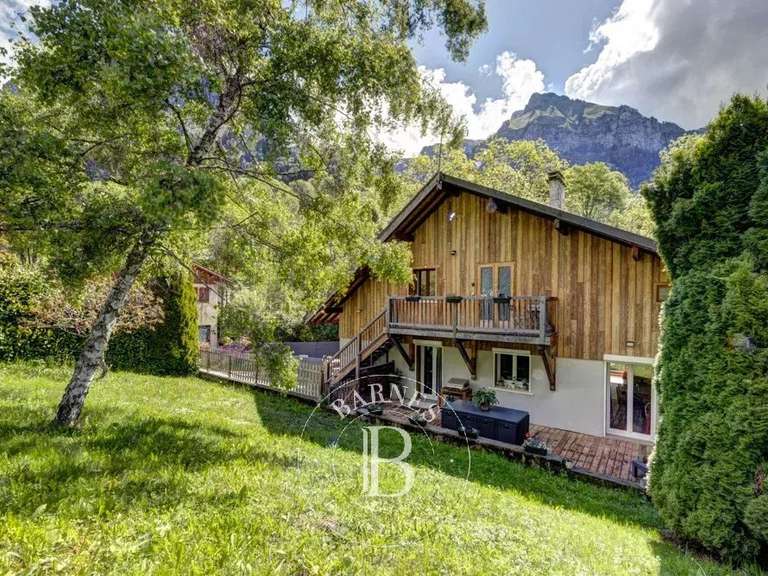 Maison Talloires-Montmin - 6 chambres - 275m²