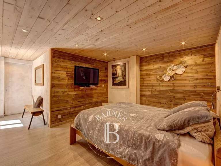 Maison Talloires-Montmin - 6 chambres - 275m²