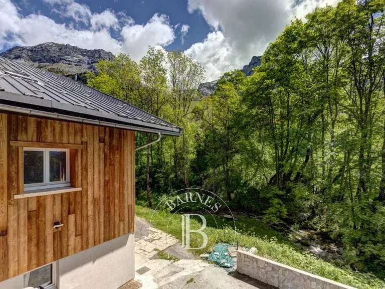 Maison Talloires-Montmin - 6 chambres - 275m²