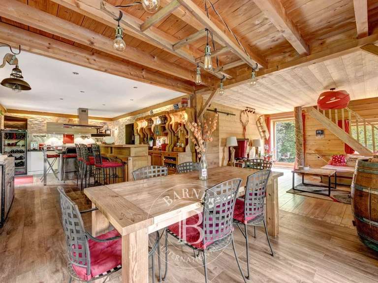 Maison Talloires-Montmin - 6 chambres - 275m²