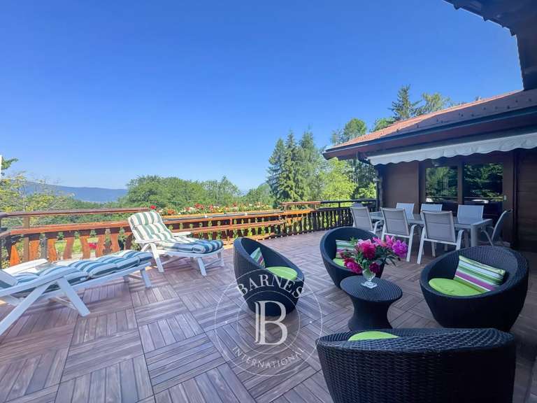 Maison Talloires-Montmin - 5 chambres - 374m²